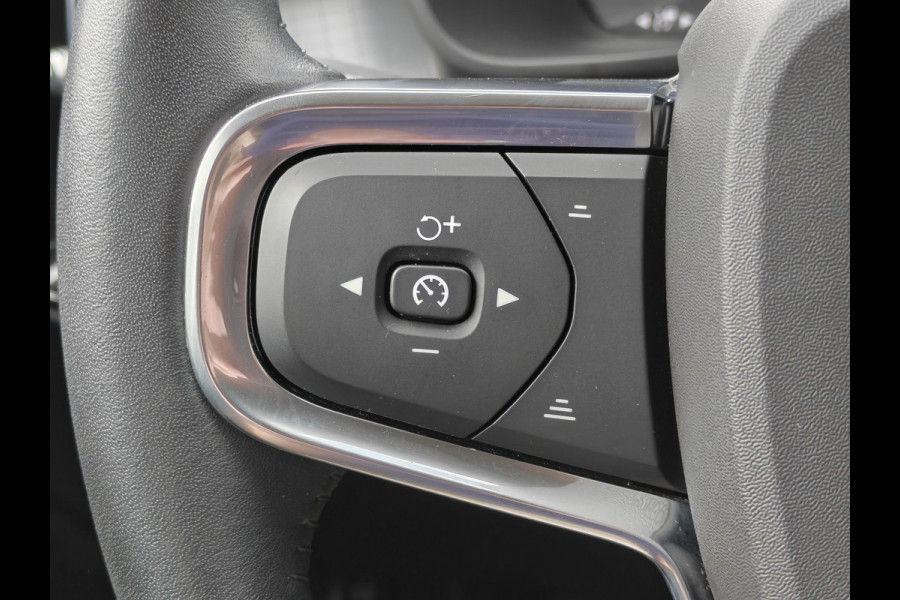 Volvo XC40 T2 130PK Automaat Business Pro | Adaptieve Cruise | Park assist camera | Dealer onderhouden