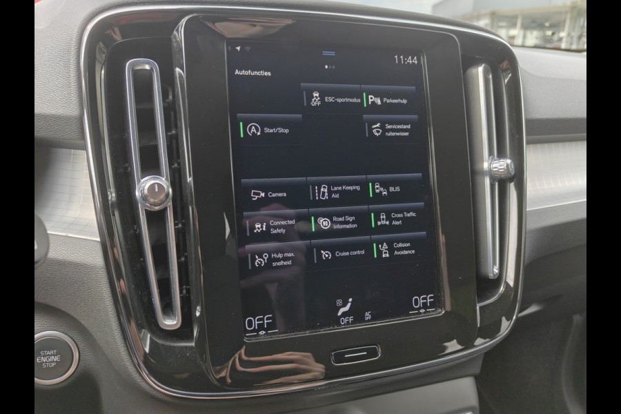 Volvo XC40 T2 130PK Automaat Business Pro | Adaptieve Cruise | Park assist camera | Dealer onderhouden