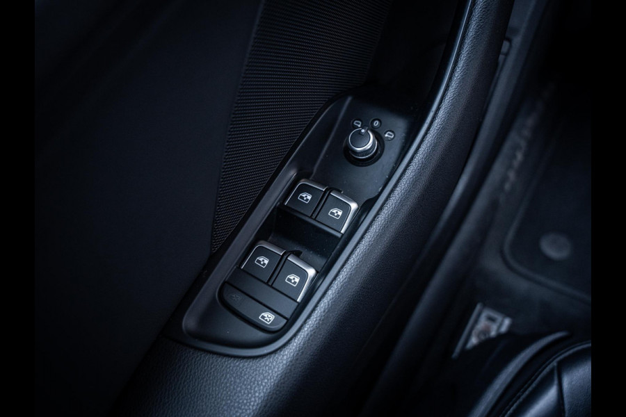 Audi A3 Sportback 40 e-tron Advance Sport - ACC l Trekh. l Virt Cockp.