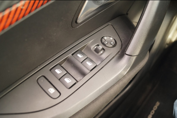 Peugeot 2008 1.2 PureTech Active -AIRCO-PDC-CARPLAY-NW.DISTR.RIEM-