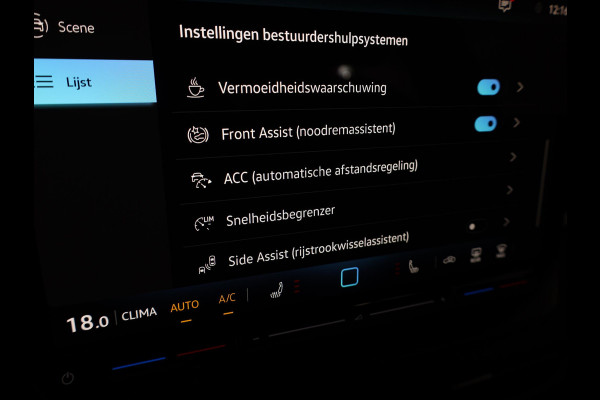 Volkswagen T-Roc Limited Edition 1.5 eTSI 85 kW / 116 PK SUV 7 vers Achteruitrijcamera | Stoelverwarming | Carplay