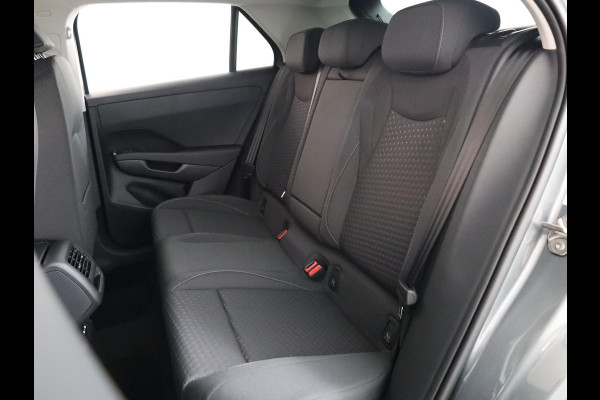 Volkswagen T-Roc Limited Edition 1.5 eTSI 85 kW / 116 PK SUV 7 vers Achteruitrijcamera | Stoelverwarming | Carplay