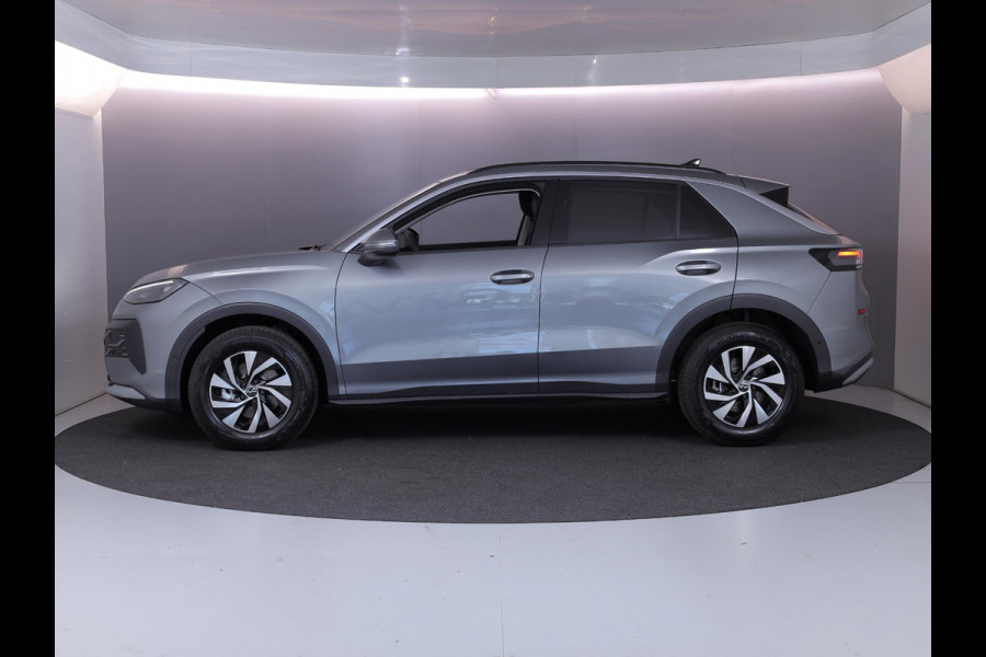 Volkswagen T-Roc Limited Edition 1.5 eTSI 85 kW / 116 PK SUV 7 vers Achteruitrijcamera | Stoelverwarming | Carplay