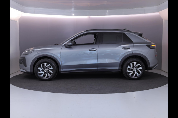 Volkswagen T-Roc Limited Edition 1.5 eTSI 85 kW / 116 PK SUV 7 vers Achteruitrijcamera | Stoelverwarming | Carplay
