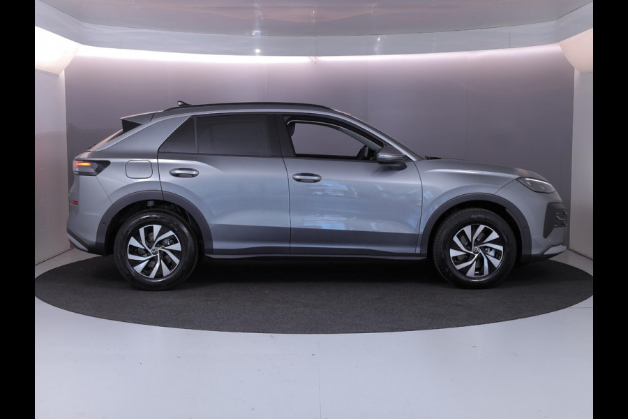 Volkswagen T-Roc Limited Edition 1.5 eTSI 85 kW / 116 PK SUV 7 vers Achteruitrijcamera | Stoelverwarming | Carplay