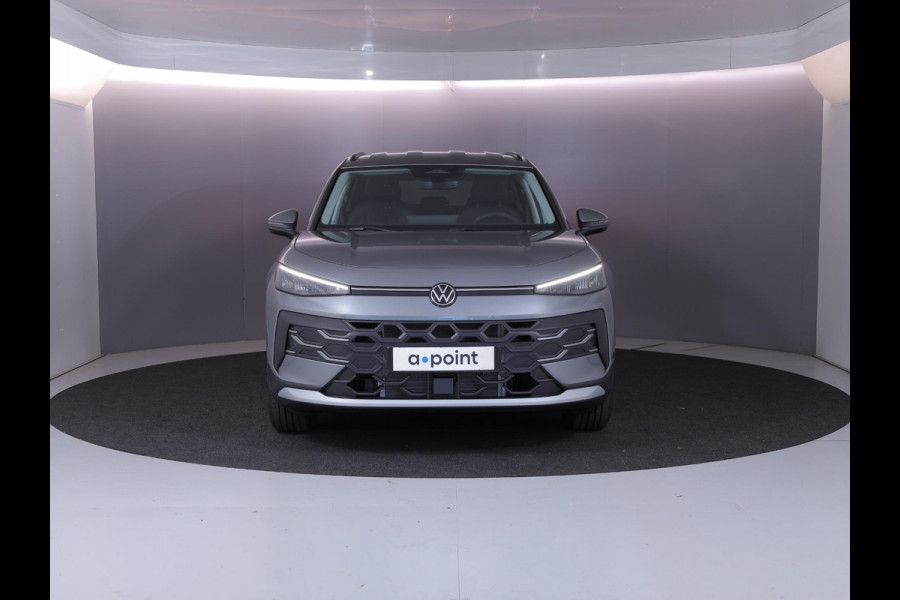 Volkswagen T-Roc Limited Edition 1.5 eTSI 85 kW / 116 PK SUV 7 vers Achteruitrijcamera | Stoelverwarming | Carplay