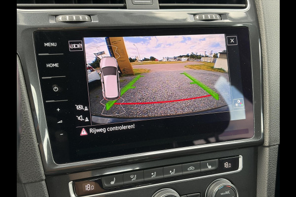 Volkswagen e-Golf e-Golf SOH88%,Draadloze telefoonlader,Camera,Carplay,Navi,Recent beurt gehad,Keyless,Warmtepomp,2e Eigenaar,Stoelverwarming,Pdc V+A,N.A.P,Nieuwe Apk bij Aflevering