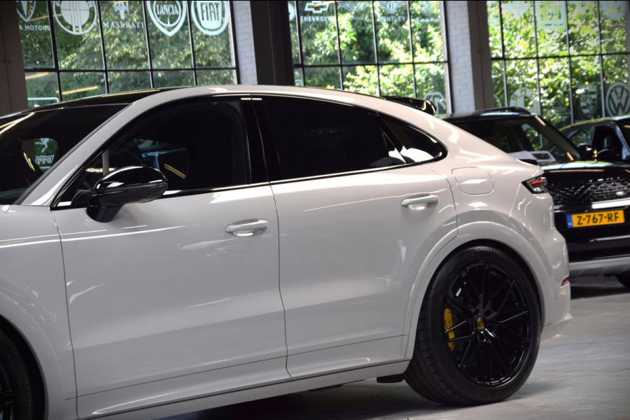 Porsche Cayenne Coupé 4.0 Turbo V8 E-Hybrid Panoramadak|Keramisch|My 2024|Nwp.244000|Org.NL|1e Eig.|739pk!!|BTW