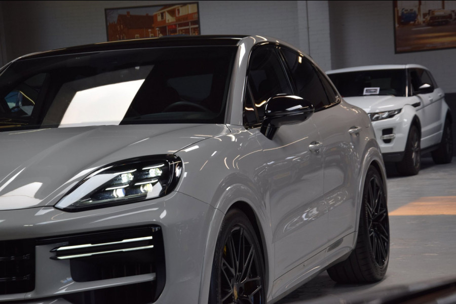 Porsche Cayenne Coupé 4.0 Turbo V8 E-Hybrid Panoramadak|Keramisch|My 2024|Nwp.244000|Org.NL|1e Eig.|739pk!!|BTW