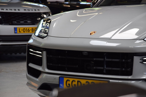Porsche Cayenne Coupé 4.0 Turbo V8 E-Hybrid Panoramadak|Keramisch|My 2024|Nwp.244000|Org.NL|1e Eig.|739pk!!|BTW