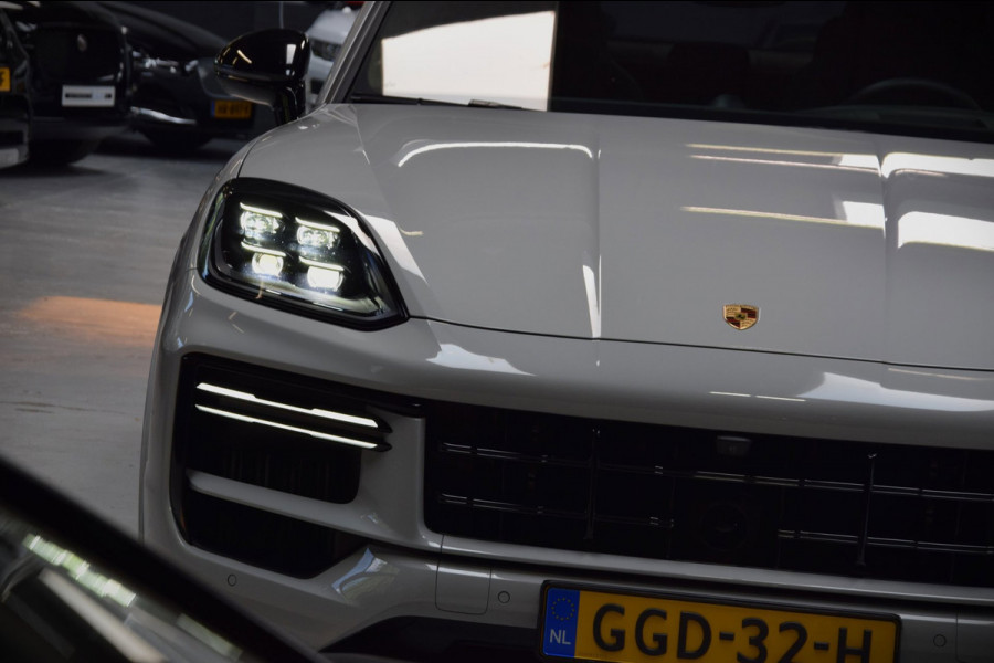 Porsche Cayenne Coupé 4.0 Turbo V8 E-Hybrid Panoramadak|Keramisch|My 2024|Nwp.244000|Org.NL|1e Eig.|739pk!!|BTW