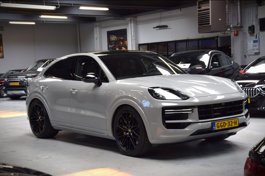 Porsche Cayenne Coupé 4.0 Turbo V8 E-Hybrid Panoramadak|Keramisch|My 2024|Nwp.244000|Org.NL|1e Eig.|739pk!!|BTW