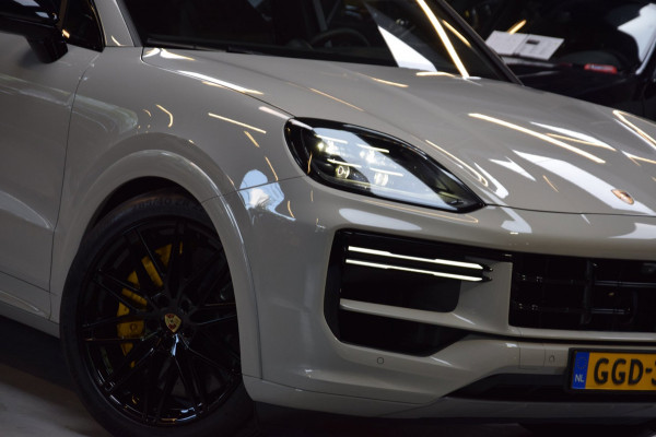 Porsche Cayenne Coupé 4.0 Turbo V8 E-Hybrid Panoramadak|Keramisch|My 2024|Nwp.244000|Org.NL|1e Eig.|739pk!!|BTW