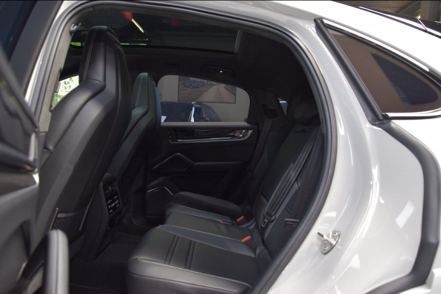 Porsche Cayenne Coupé 4.0 Turbo V8 E-Hybrid Panoramadak|Keramisch|My 2024|Nwp.244000|Org.NL|1e Eig.|739pk!!|BTW