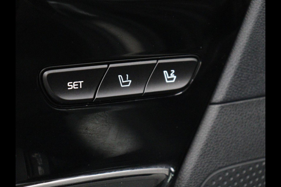 Kia e-Niro DynamicPlusLine 64 kWh | SOH 94,3% | Panoramadak | Memory | Leder | Stuur/stoel verwarming | Stoelventilatie | Dodehoek detectie | Cruise control | Carplay | Camera | Park assist | PHEV
