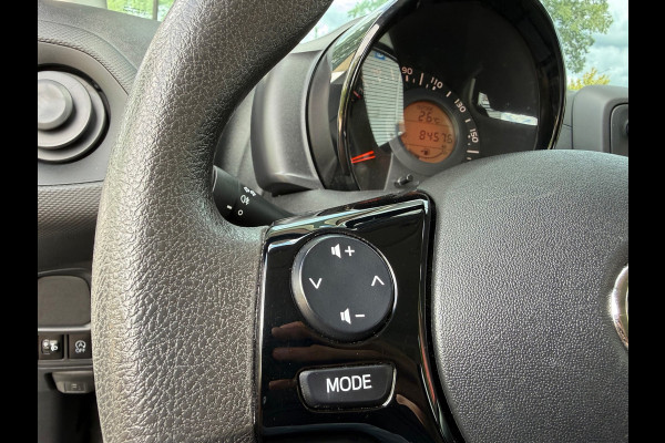 Toyota Aygo 1.0 VVT-i x-fun - Airco - Media - Org.NL