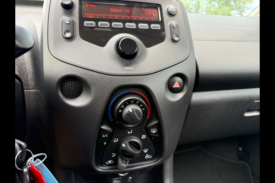 Toyota Aygo 1.0 VVT-i x-fun - Airco - Media - Org.NL