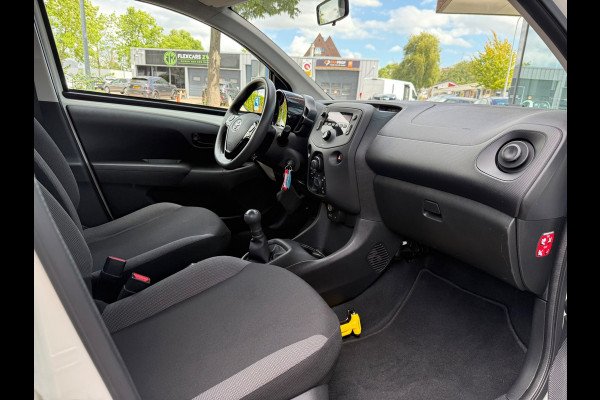 Toyota Aygo 1.0 VVT-i x-fun - Airco - Media - Org.NL