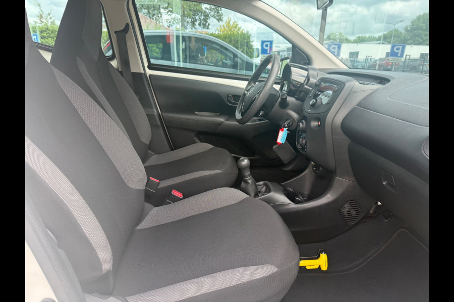 Toyota Aygo 1.0 VVT-i x-fun - Airco - Media - Org.NL