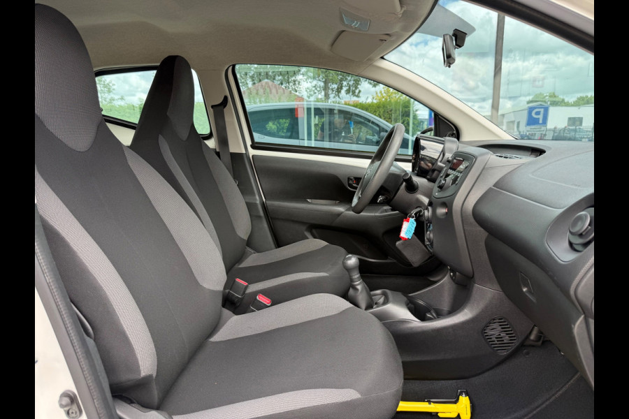 Toyota Aygo 1.0 VVT-i x-fun - Airco - Media - Org.NL