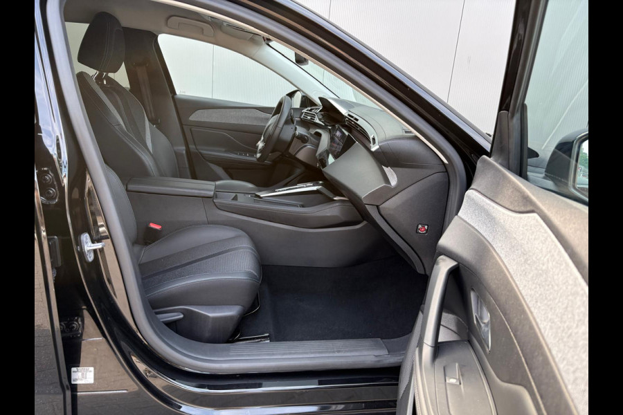 Peugeot 308 1.2 PureT. 130PK Automaat Allure Navigatie/Parkeerhulp/Camera/Adapt.-cruise