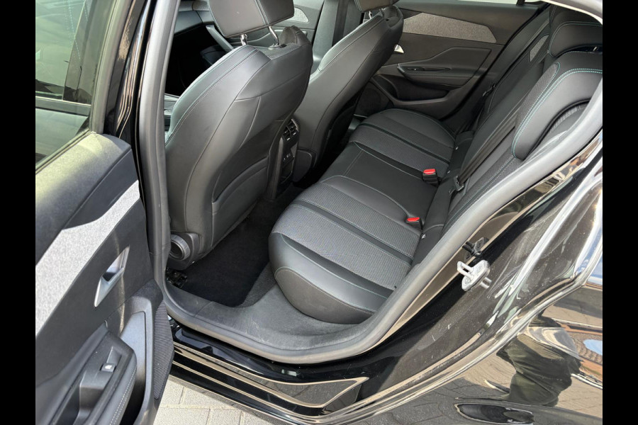 Peugeot 308 1.2 PureT. 130PK Automaat Allure Navigatie/Parkeerhulp/Camera/Adapt.-cruise