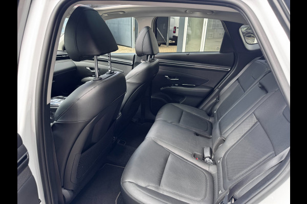 Hyundai Tucson 1.6 T-GDI PHEV Premium Sky 4WD | 97% SOH | Trekhaak | Pano | Leder + Memory | 360 Camera | Winter Pack