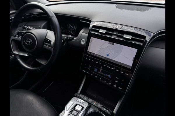 Hyundai Tucson 1.6 T-GDI PHEV Premium Sky 4WD | 97% SOH | Trekhaak | Pano | Leder + Memory | 360 Camera | Winter Pack