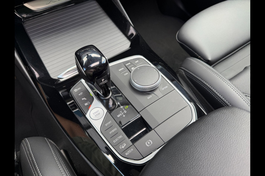 BMW X3 XDrive30e High Executive M Sport Shadow | PANO | TREKHAAK | 360 CAMERA | HEAD-UP | LASER | HARMAN KADON | ELEK STOELEN