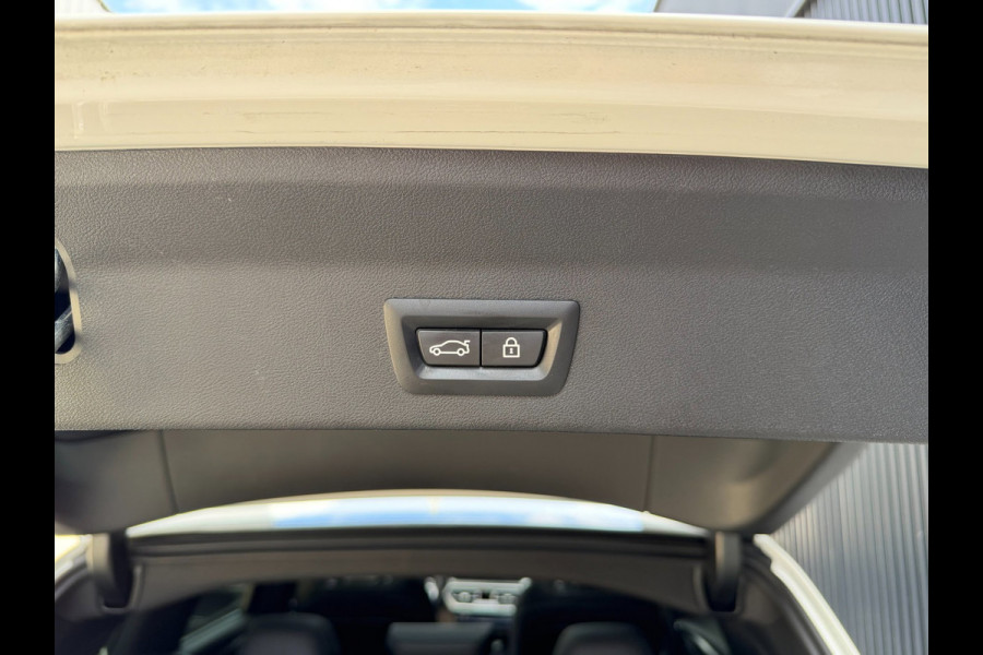 BMW X3 XDrive30e High Executive M Sport Shadow | PANO | TREKHAAK | 360 CAMERA | HEAD-UP | LASER | HARMAN KADON | ELEK STOELEN