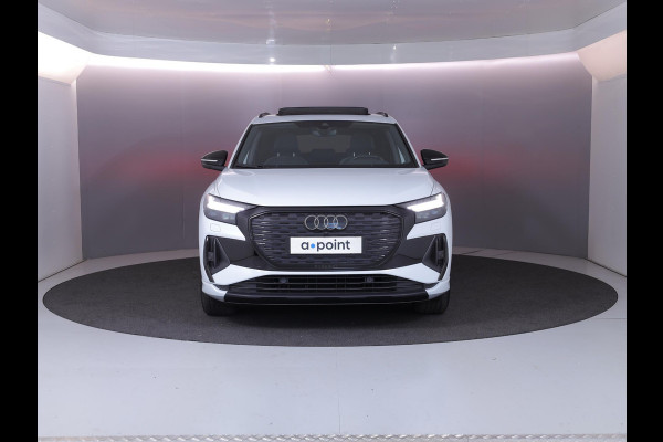 Audi Q4 e-tron 40 S line 77 kWh 204pk | SOH 91,30% | Panoramadak | Lederen bekleding | Lichtmetalen velgen | Matrix Led