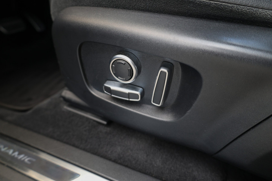 Land Rover Range Rover Evoque 1.5 P300e AWD R-Dynamic SE | BTW | VOL! | PANO | MERIDIAN SURROUND | HUD | MEMORY | DEALER ONDH |