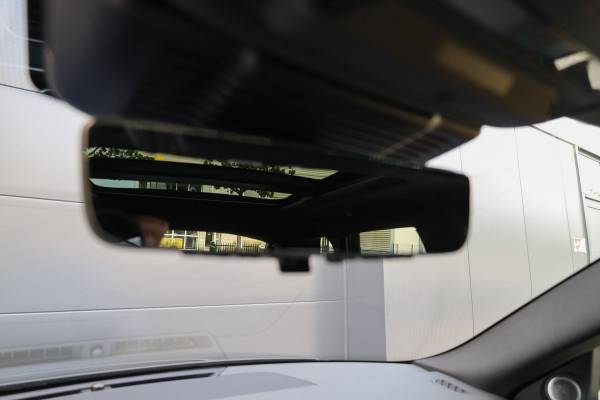 Land Rover Range Rover Evoque 1.5 P300e AWD R-Dynamic SE | BTW | VOL! | PANO | MERIDIAN SURROUND | HUD | MEMORY | DEALER ONDH |