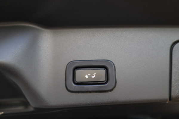 Land Rover Range Rover Evoque 1.5 P300e AWD R-Dynamic SE | BTW | VOL! | PANO | MERIDIAN SURROUND | HUD | MEMORY | DEALER ONDH |