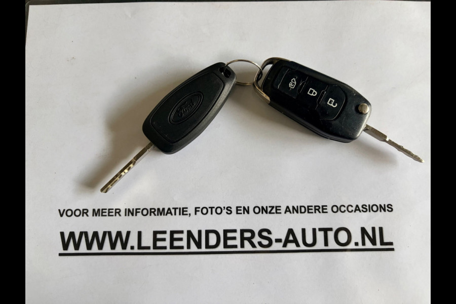 Ford Transit Connect L2H1 Automaat 1.5 EcoBlue 120pk euro6 3persoons Limited, Dakdragers, Trekhaak, RIJKLAARPRIJS!