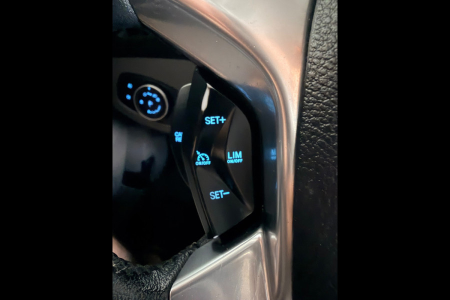 Ford Transit Connect L2H1 Automaat 1.5 EcoBlue 120pk euro6 3persoons Limited, Dakdragers, Trekhaak, RIJKLAARPRIJS!