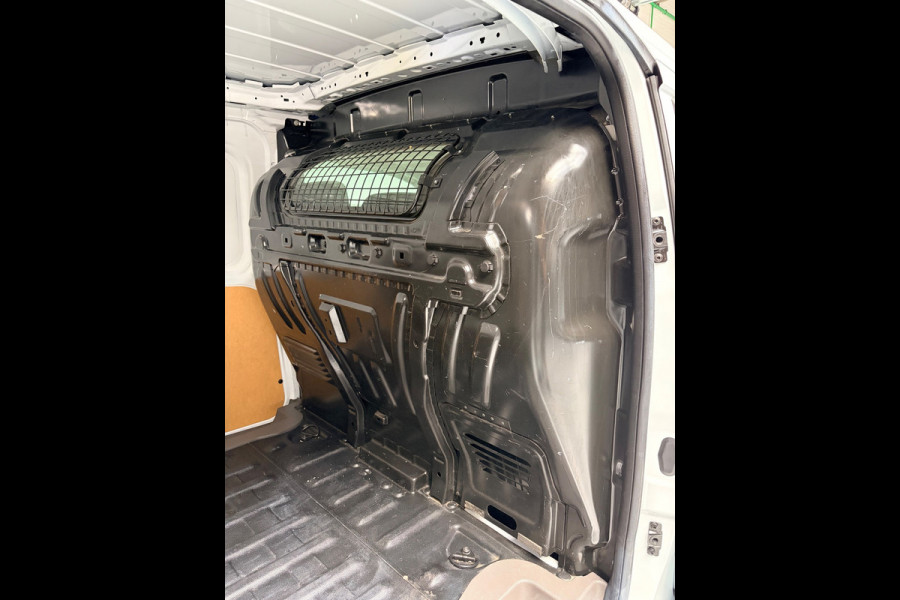 Ford Transit Connect L2H1 Automaat 1.5 EcoBlue 120pk euro6 3persoons Limited, Dakdragers, Trekhaak, RIJKLAARPRIJS!