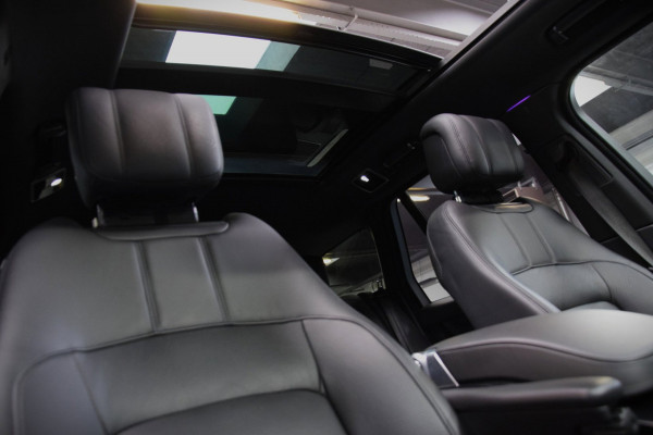 Land Rover Range Rover P400e Vogue SVO Premium Palette Silver
