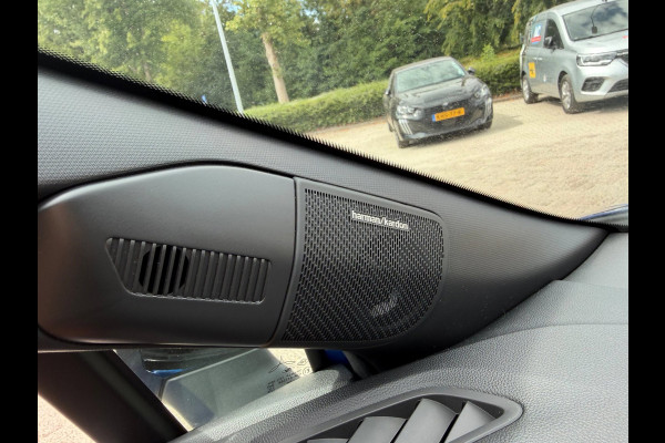 Renault Captur 1.6 E-Tech full hybrid 145 esprit Alpine Harman/Kardon Sound / 360 camera / Elektr voorst / WinterPack