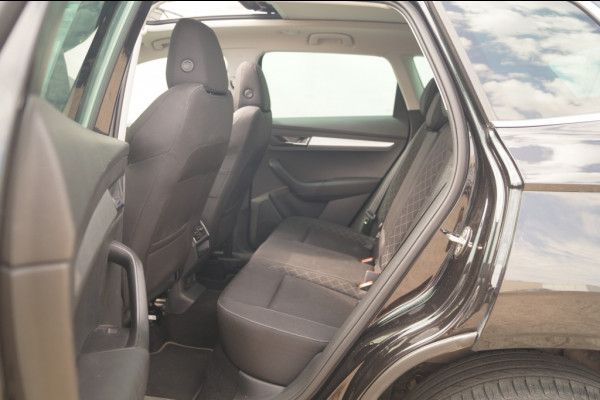Škoda Karoq 1.0 TSI 115pk DSG Ambition Business -PANO-ECC-NAVI-