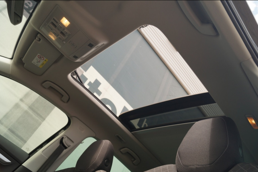 Škoda Karoq 1.0 TSI 115pk DSG Ambition Business -PANO-ECC-NAVI-