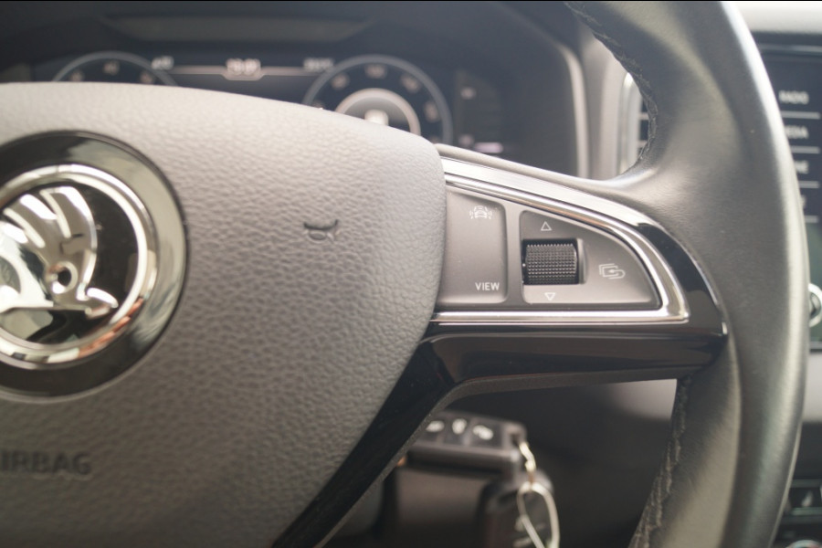 Škoda Karoq 1.0 TSI 115pk DSG Ambition Business -PANO-ECC-NAVI-