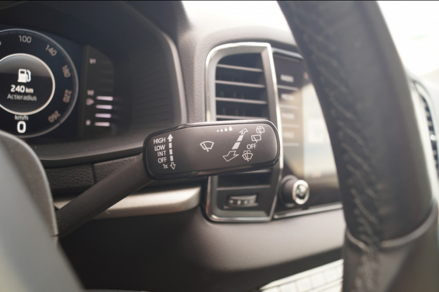 Škoda Karoq 1.0 TSI 115pk DSG Ambition Business -PANO-ECC-NAVI-