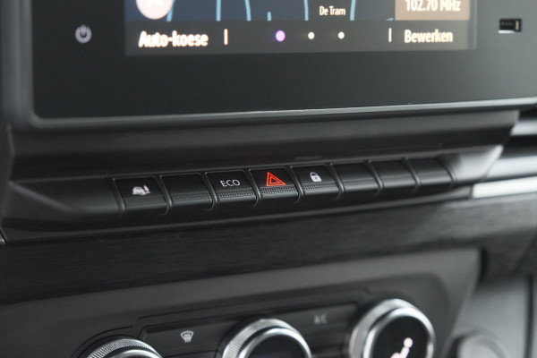 Renault Trafic E-Tech T29 L1H1 Advance 52 kWh | Laadruimte-pakket | Parkeerpakket | 3 fase lader | Camera