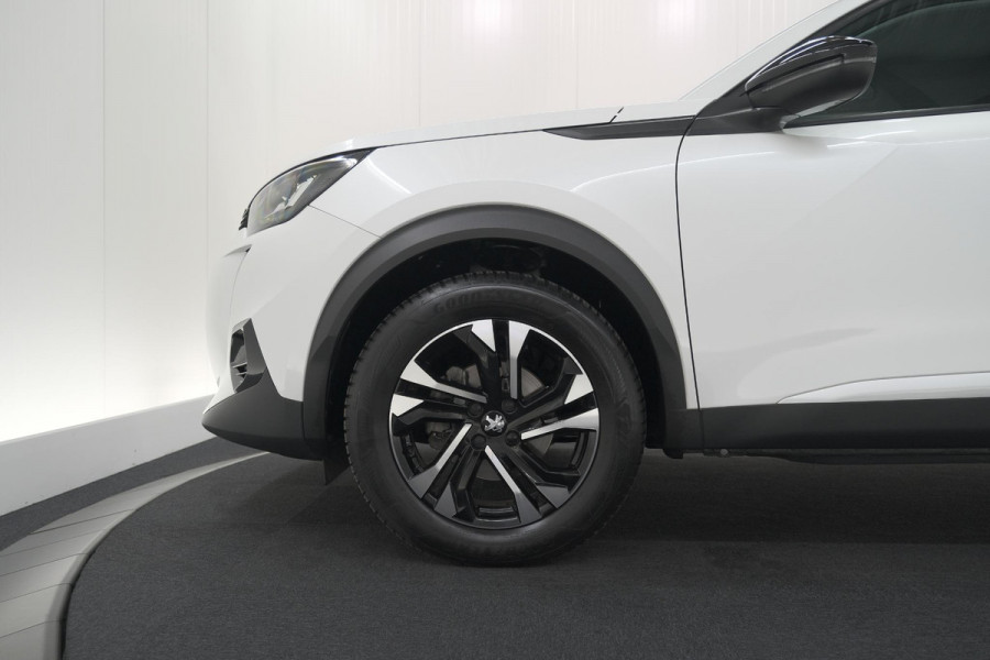 Peugeot 2008 PureTech 130 EAT8 Allure Pack | Camera | Parkeersensoren | Keyless Entry |  Apple Carplay