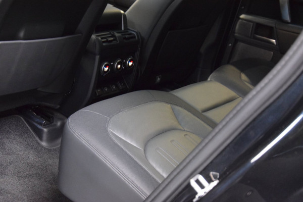 Land Rover Defender 110 2.0 P400e 110 X-Dynamic HSE *Urban*|Gr Navi|Panoramadak|