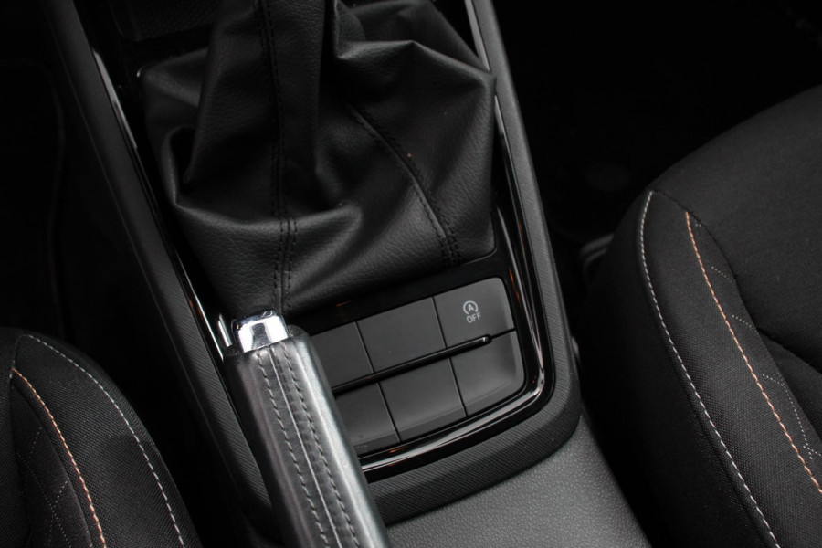 Škoda Kamiq 1.0 TSI 110pk Automaat Life Navigatie Apple Carplay/Android Auto Airco Dab Led Adaptive Cruise Control Verwarmde voorstoelen