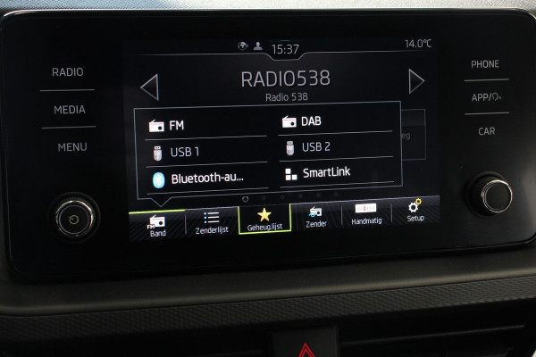 Škoda Kamiq 1.0 TSI 110pk Automaat Life Navigatie Apple Carplay/Android Auto Airco Dab Led Adaptive Cruise Control Verwarmde voorstoelen