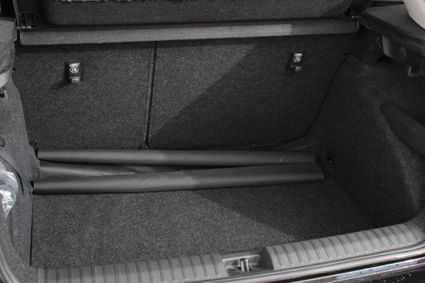 Škoda Kamiq 1.0 TSI 110pk Automaat Life Navigatie Apple Carplay/Android Auto Airco Dab Led Adaptive Cruise Control Verwarmde voorstoelen
