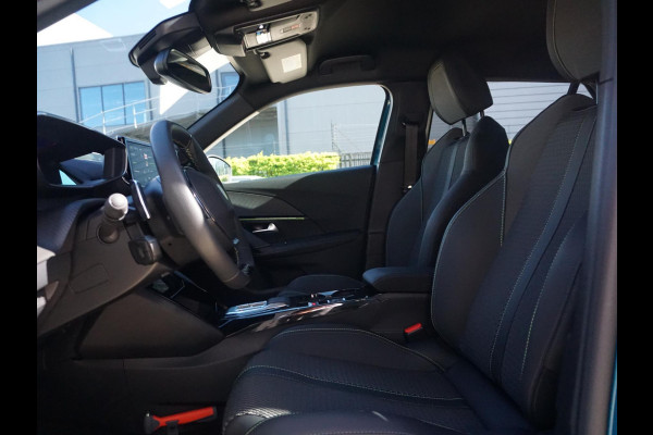 Peugeot 2008 1.2 Hybrid 145 GT l 360 Camera l Navigatie l Keyless entry l Apple Carplay/Android Auto